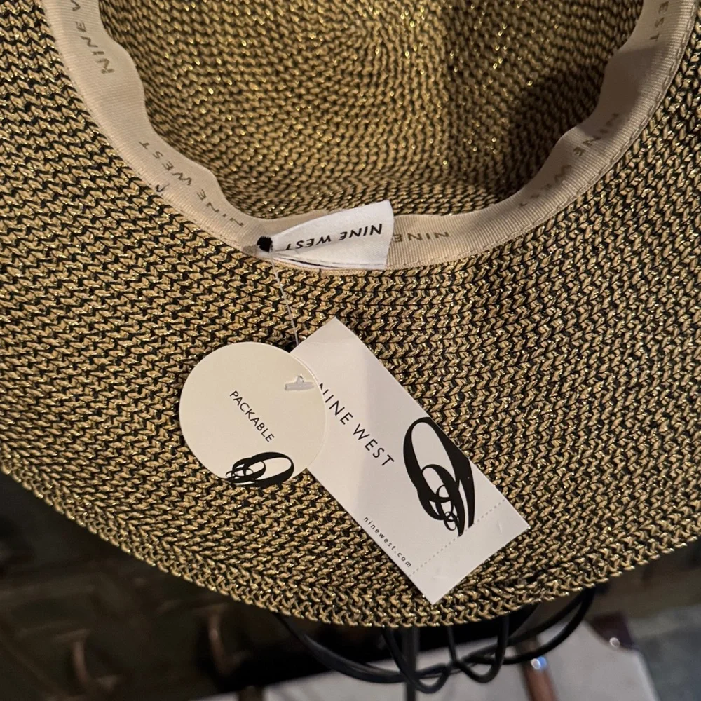 Nine West lightweight woven